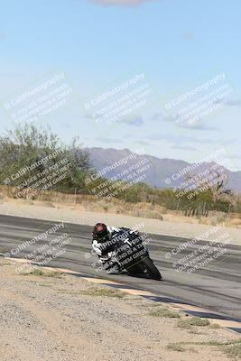 media/Nov-16-2025-Race Pace (Sun) [[8c5fa54630]]/Verified Riders/4-Turn 3 Inside (1050am)/